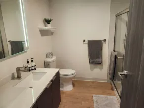 Downtown Bozeman, 1 bedroom condo with extra Murphy bed or office space. - Image 2