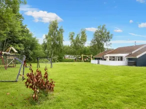 12 Person Holiday Home in Nordborg - Image 3