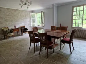 Villa - Image 3