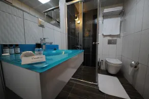 Yucel Hotel - Image 4