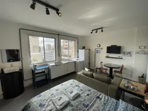 Beautiful loft-style apartment in the historic center near Santa Casa. - Image 5