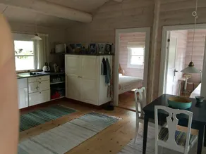 Log house near a child-friendly sandy beach - Image 3