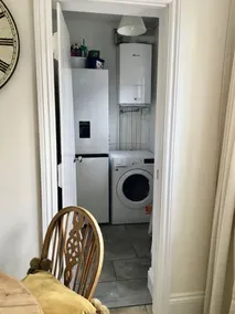 Charming 2-bed cottage in beautiful location - Image 3