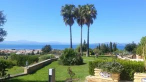 Villa 10p. heatable pool+jacuzzi,dream location+view on village, sea + mountains - Image 3