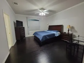 \"The Love Birds\" -4 bed/ 2 bath single story in Remington Heights - Image 5