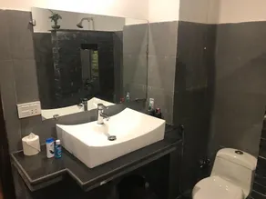 Entire Apartment. - Image 3