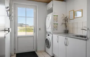 Gorgeous Home In Harboøre With Sauna - Image 4
