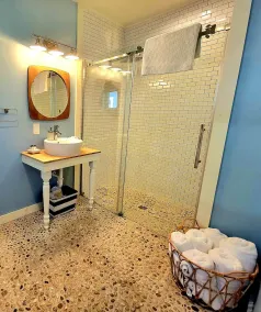 Ledges Resort & Marina - Image 2