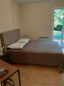 Apartment RDJ in quiet property in the countryside, near Lyon - Image 2