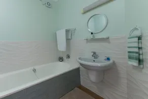 'Bikini Views' Private One Bedroom Suite for 2 with Sunny Veranda - Image 3