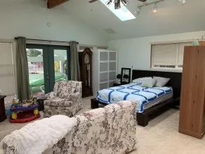 Lake Tapps Bungalow - Image 3