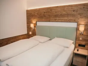 Double room, shower, WC, deluxe with half board - Landhotel Gressenbauer - Image 5