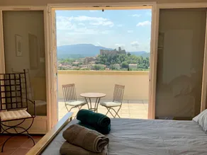 Air- Conditioned  5 Bedroom Villa with Stunning Castle Views - Image 5