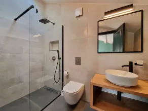 Villa Qualia - Heated pool, 4 bedrooms, 2 kitchens, Stylish interior - Image 3