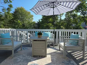Stonington Borough  2 bed, 2 bath, Sleeps 6, close to beach, Fire place, pets - Image 5