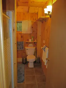 Comfy Cabin on the Lake - Image 3