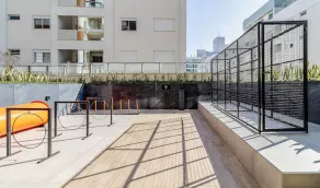 Stay in a Building With a Pool, Gym, and Leisure - SSL - Image 3