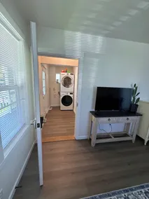 Cozy 1bd/1bath Apartment Unit in Downtown Vancouver - Image 2