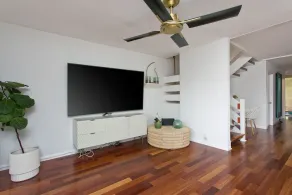 Lanikai living . 5 minute walk from Lanikai Beach. Pool, tennis court & hot tub. - Image 2