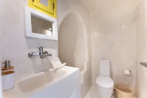 Anelia House - Image 2