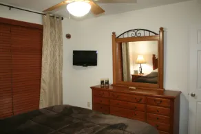Beautiful home, 4 bedrooms, across from Camelback Resort - Image 5