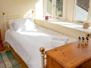 A unique and cosy cottage - optional hot tub - Pass the Keys - Image 5