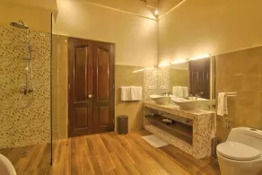 Villa Rama Rama – A Huge Private Hilltop Spa Retreat with Stunning Views - Image 3