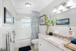 Boutique Home with Pool  - Image 3