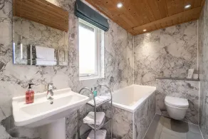 5 Star Award Winning -The Lamont  Your Luxury Getaway with Hot Tub near Edinburgh - Image 2