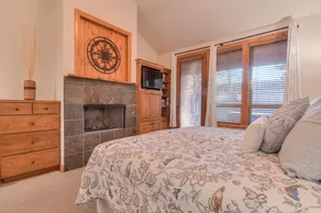 Aquila Lodge - Unit 15 - Image 5
