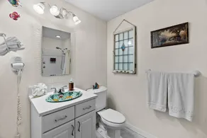 Fox Room at Conley Suites BNB - Image 4