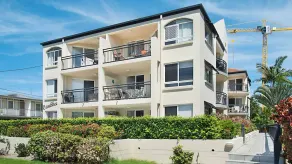 Caribbean 8 - Bilinga/ North Kirra Beachfront - Min. 3 Night Stays! - Image 5