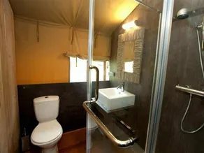 Comfortable glamping accommodation! - Image 2