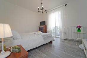 Villa Ludovica 8 Pax with Free WiFi, BBQ, Terrace, Garden near to Cinque Terre - Image 5
