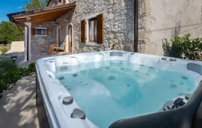 Luxurious home in Plomin - Image 5