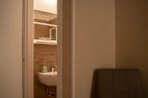 Einzel- oder Doppelzimmer, eigenes Bad, WLAN, Küche, Piazza del Popolo, Vatikan - Image 4
