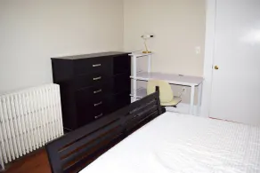 Rent A Room In This Spacious Victorian - Image 5