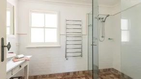 THE Moorings by Palm Beach Holiday Rentals - Image 2