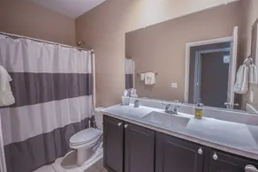 Like New Home Private pool ,New furnishings, 20 mins to State Farm stadium - Image 4