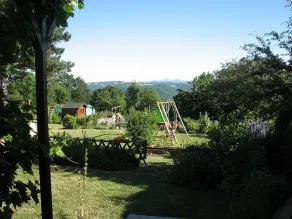 Gîte 3* à la campagne vallée de la Sioule avec vue sur les volcans d'Auvergne - Image 3