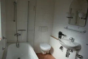 Wohnen im Grünen und Stadtnah - Image 3