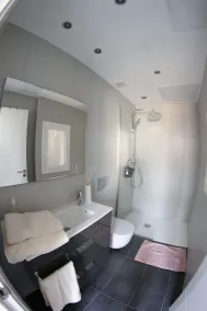 apartamento Supercéntrico, brilhante e pedestres shopping - Image 2