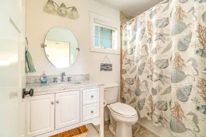 Custom Single Family home with Expansive Bayfront views! - Image 4