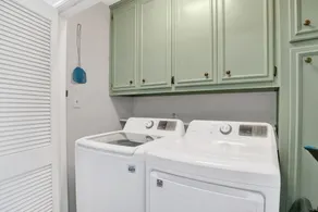 Gulf Front - 5BR - 2BA - 120 Steps to Beach! - Image 2