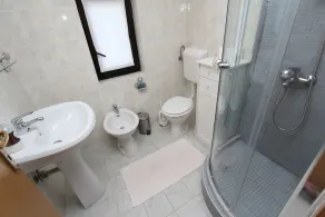 MILENA Ferienwohnung mit 1 Schlafzimmer mit Balkon (A3+2) - Image 2