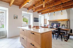 Le Cozy Maupas. Peaceful Normand stone house with a garden.  - Image 2