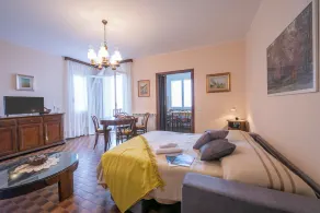 Nicoletta's Lake View with Balcony in Stresa - Happy Rentals - Image 5