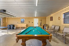 Game Room with pool table and ping pong, hot tub, less than a mile from lake - Image 2