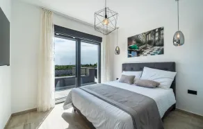 Lovely home in Miranje Donje - Image 4