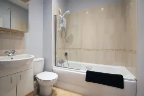 Toast Lettings | Kirkwood Drive - perfect for people visiting/ working in Durham - Image 3